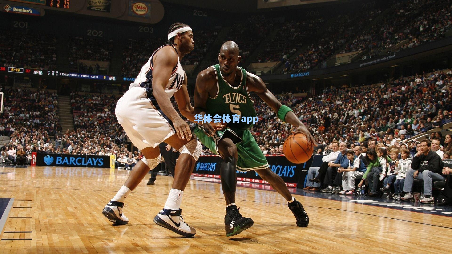 传奇门将希曼点评现代守门技术，关键出击时刻，击球优于抱球的选择智慧